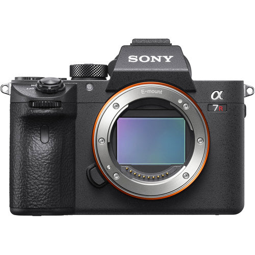 Sony a7R III Mirrorless Camera: 42.4MP Full Frame High Resolution Mirrorless Interchangeable Lens Digital Camera with Front End LSI Image Processor, 4K HDR Video and 3" LCD Screen - ILCE7RM3/B Body